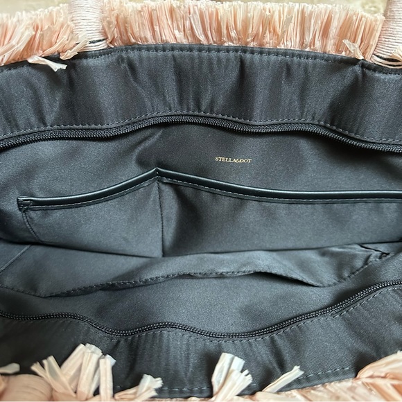 Stella & Dot Antibes Embroidered Palm Tote EUC - Picture 6 of 16